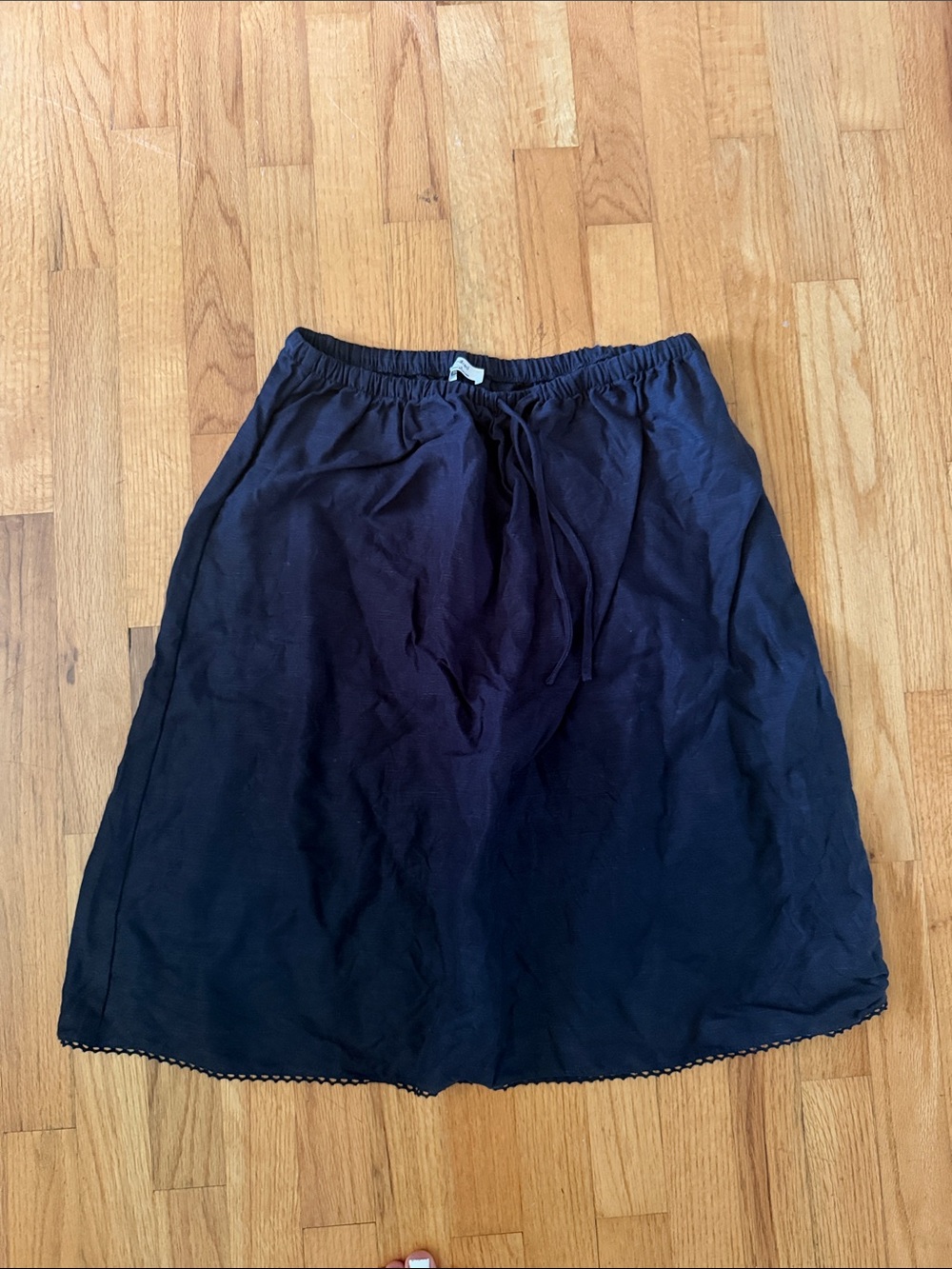 Aritzia Navy blue midi skirt